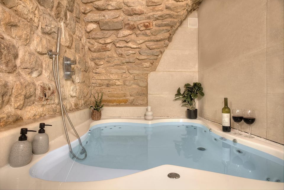 Hot Tub, Bathroom, Bath