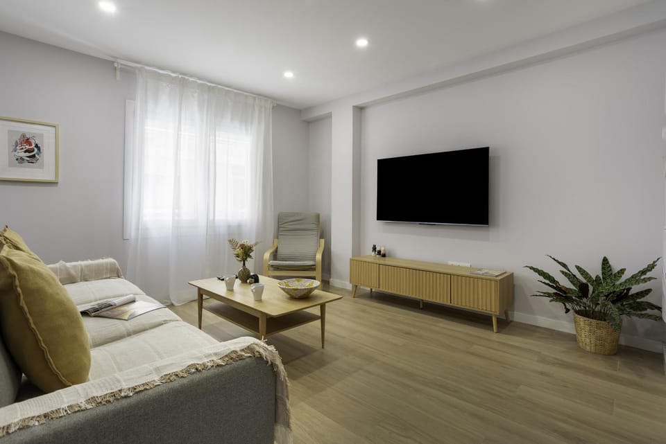 Communal lounge/ TV room, Living room