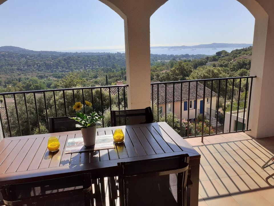 Apartment Urlaub in Port Grimaud 6 Personen Meerblick by Interhome Apartment in Grimaud