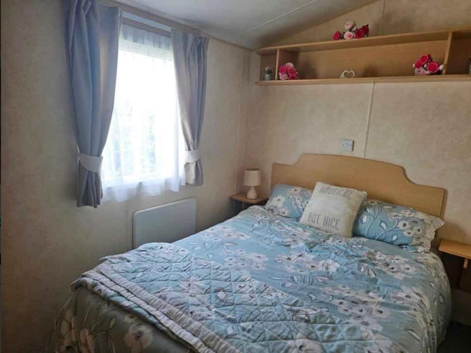 54 Sunset Bay Campground/ 
RV Resort in Wales