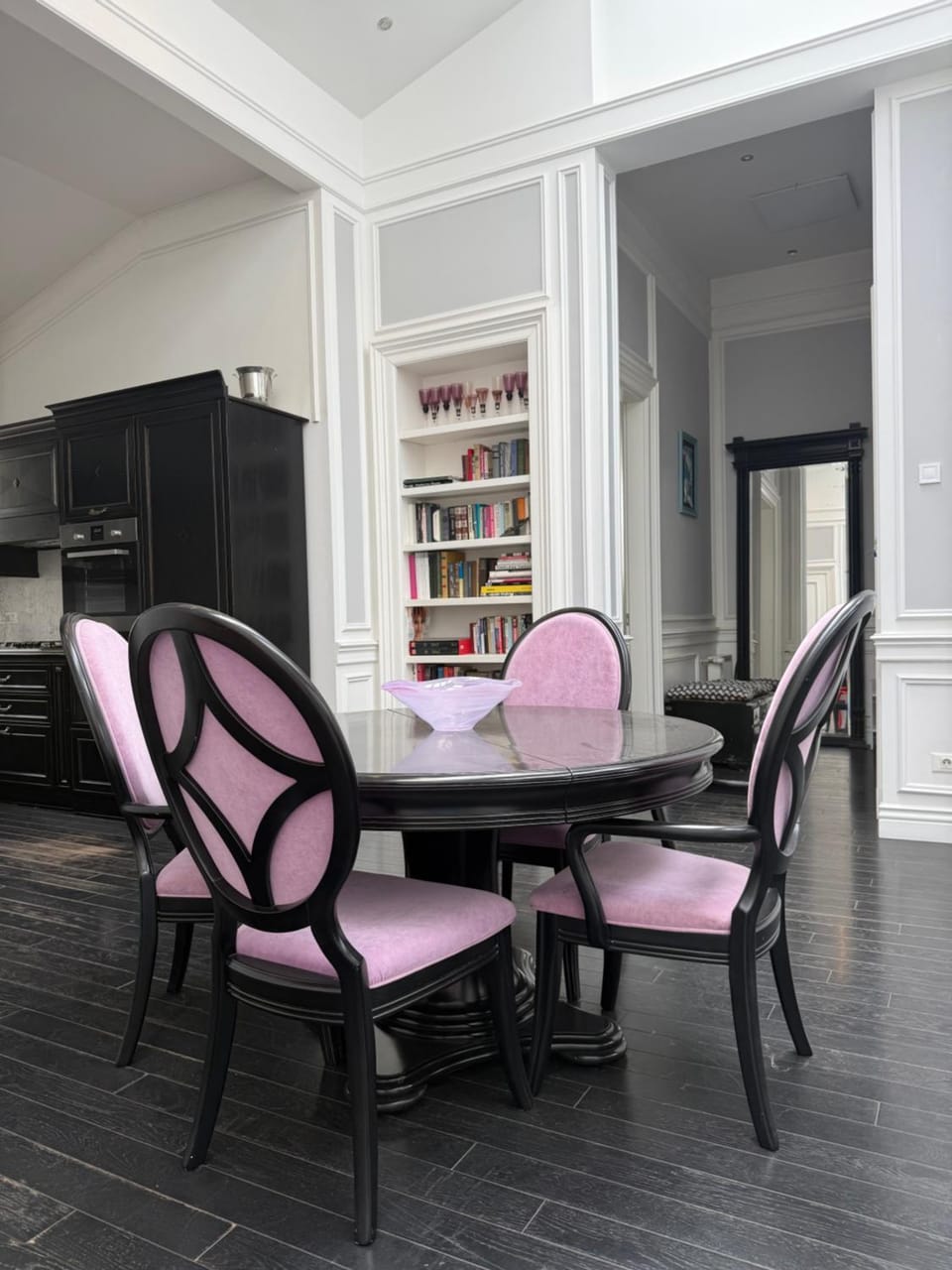 Historical Apartment French style Apartment in Odessa