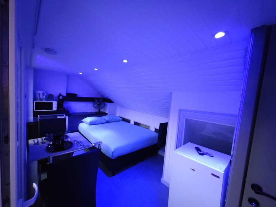 Chambre confortable 2P avec Terasse Vacation rental in Ostend