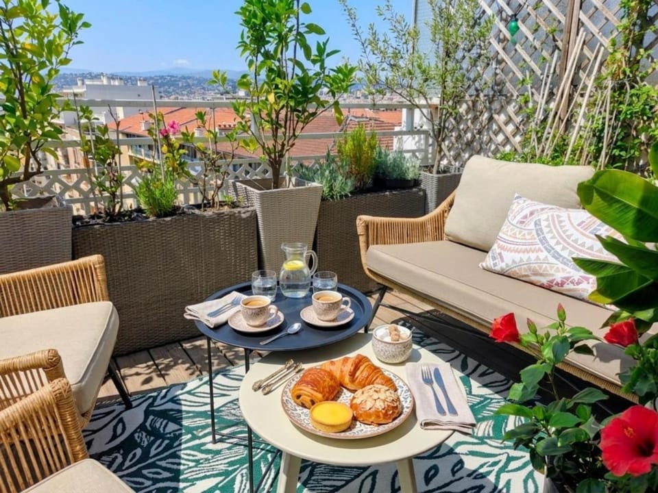 Patio, View (from property/room), Balcony/Terrace, Dining area
