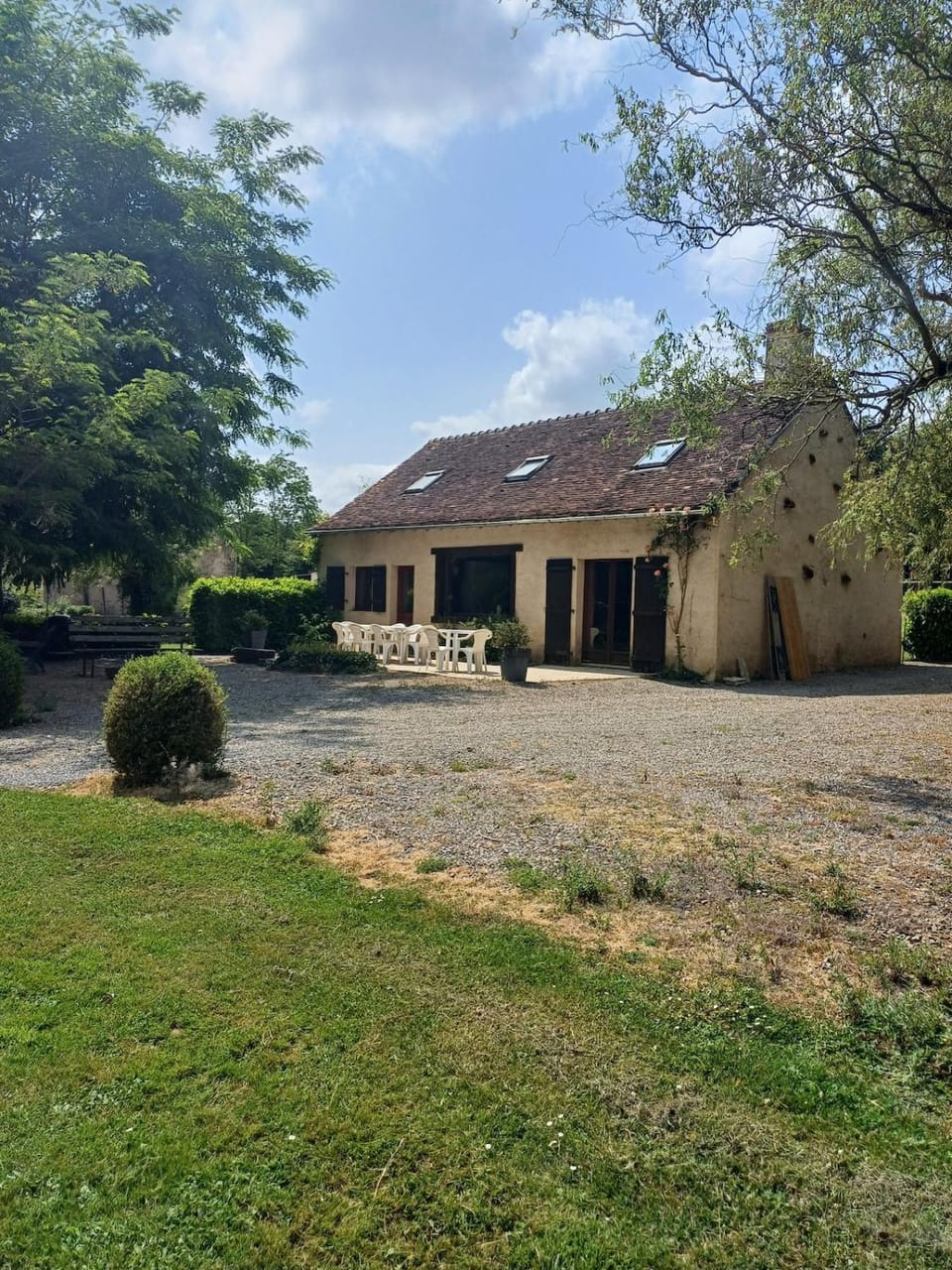 Grand Gite avec grande piscine d'été House in Centre-Val de Loire