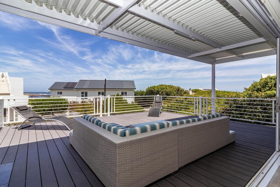 Patio, Sea view