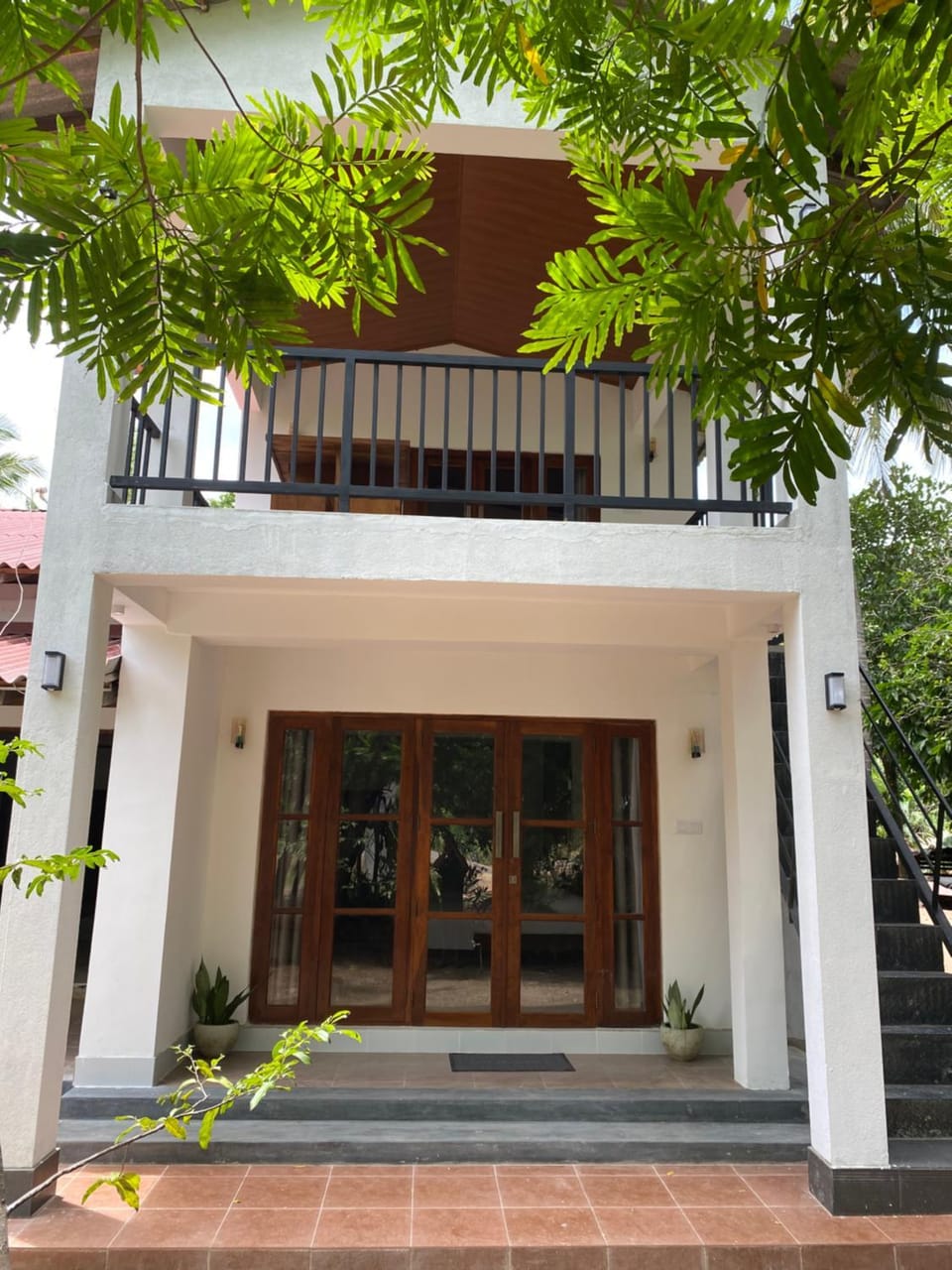 Property building, Facade/entrance, View (from property/room)