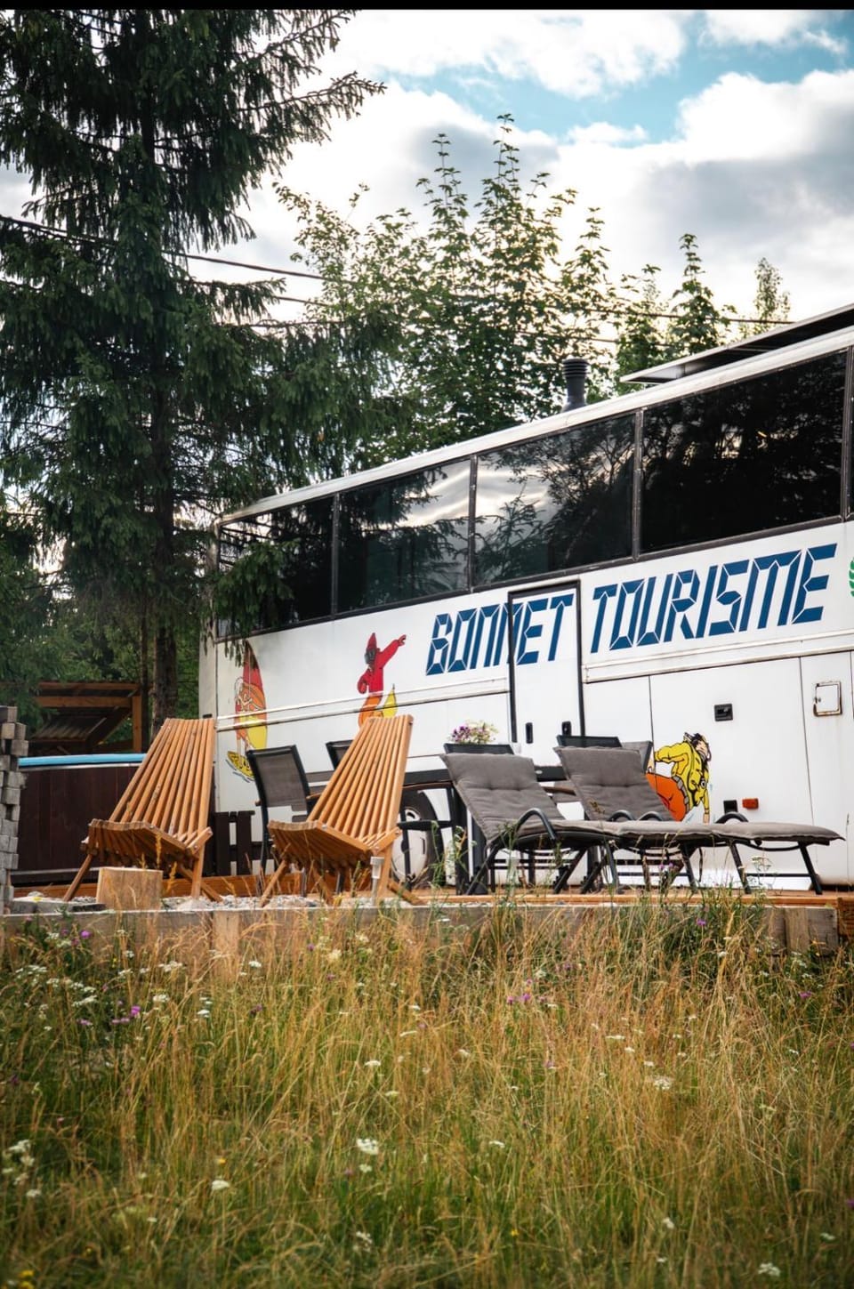Dilok de Bus Apartment in Ukraine