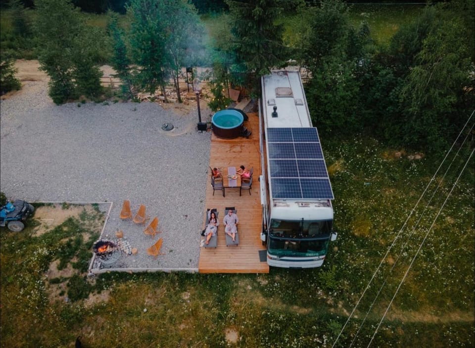 Dilok de Bus Apartment in Ukraine