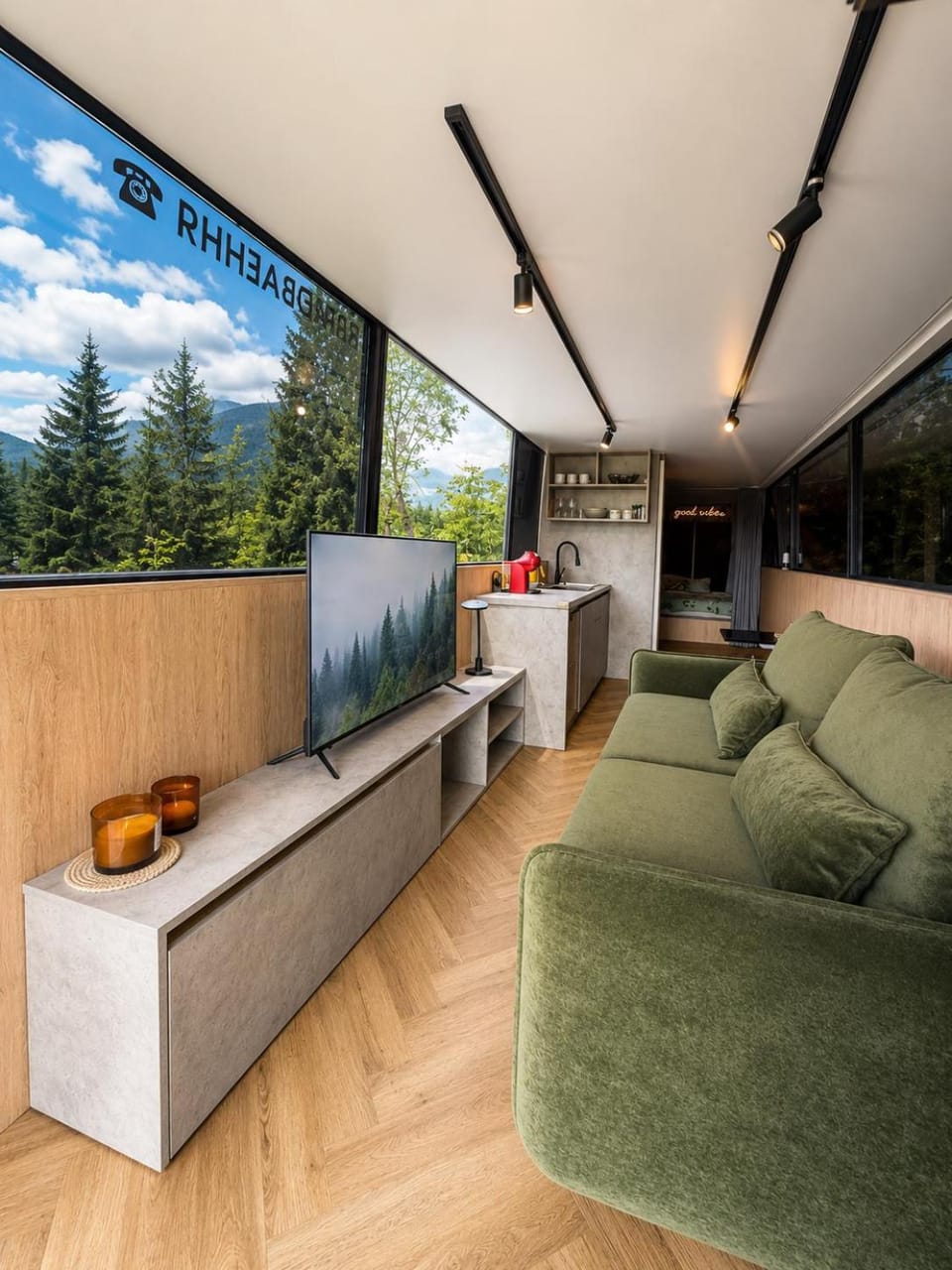 Dilok de Bus Apartment in Ukraine