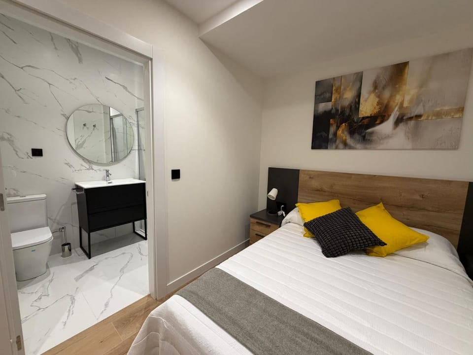 MTM Rooms Bed and Breakfast in Santander