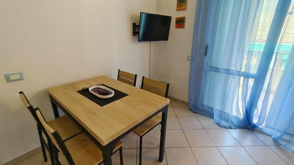 TV and multimedia, Dining area, kitchen