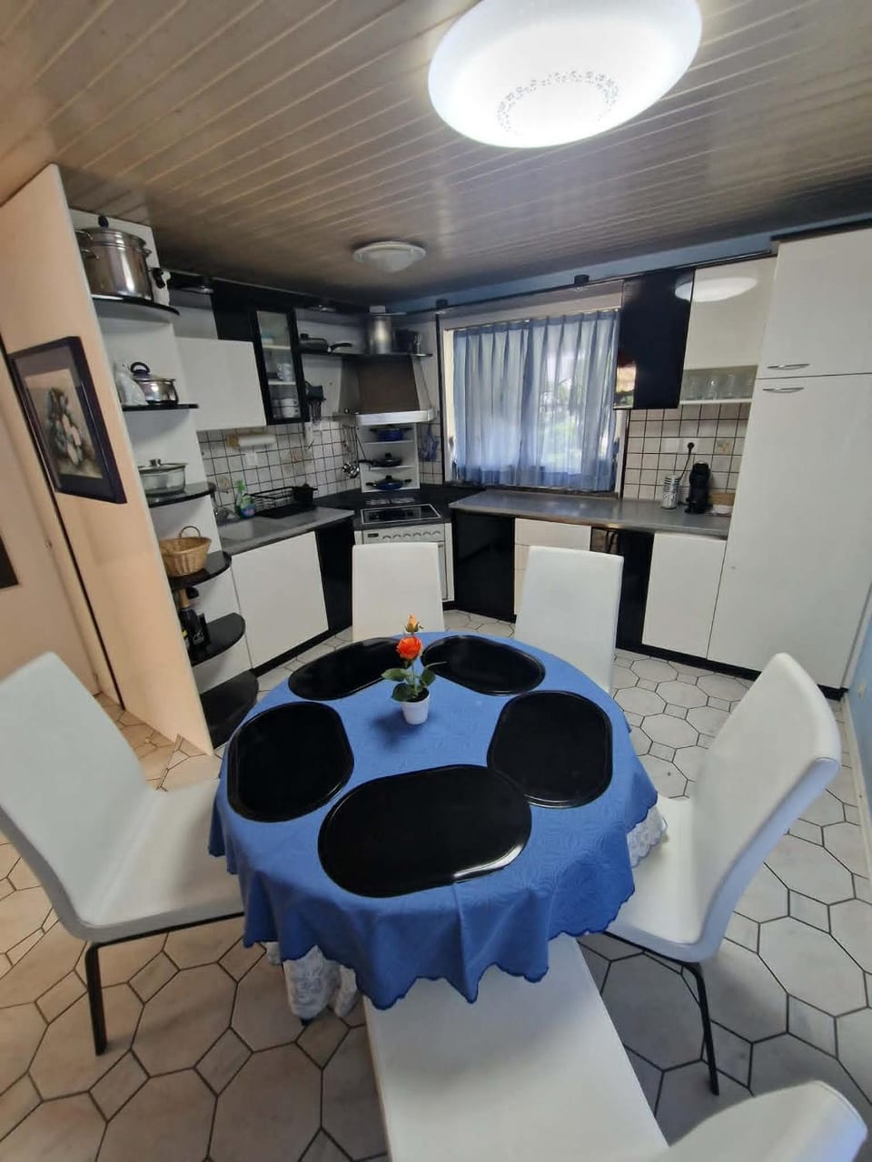Kitchen or kitchenette, kitchen, kitchen