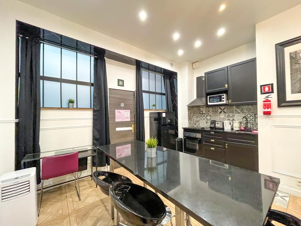UrbanFlat 55 - Iconic Flat in Parisian Historic Passage Apartment in Paris