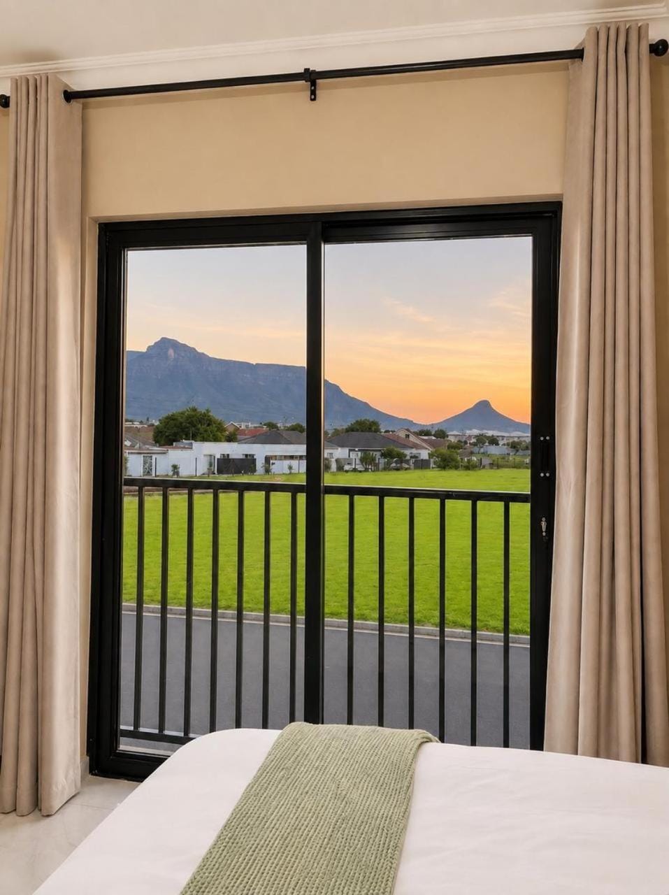 Jets Stay Property Apartment in Cape Town