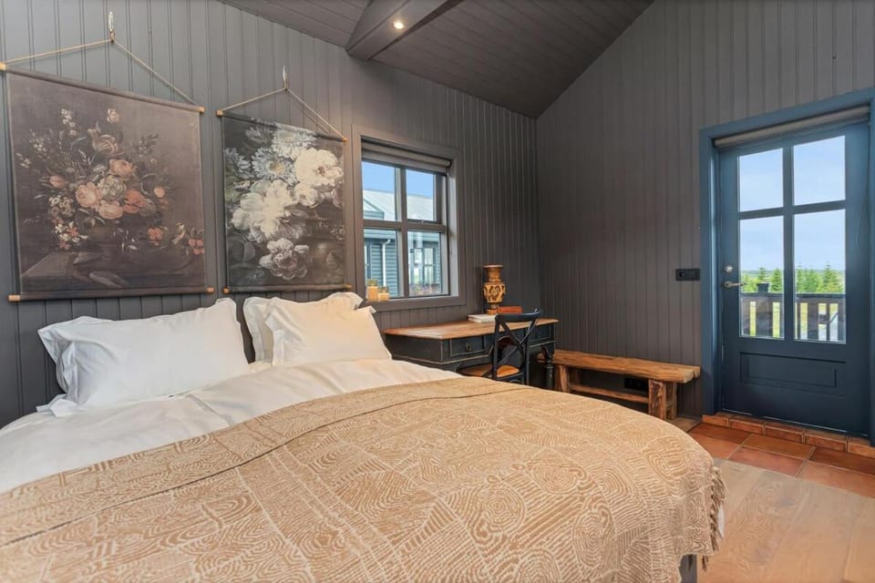 5BR Summerhouse with Sauna, Hot Tub and Scenic Views Apartment in Southern Region