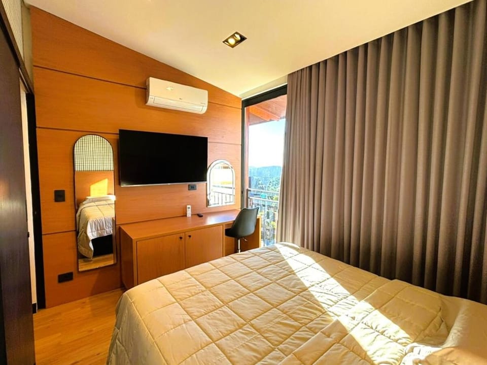 Bed, TV and multimedia, Balcony/Terrace, heating, air conditioner