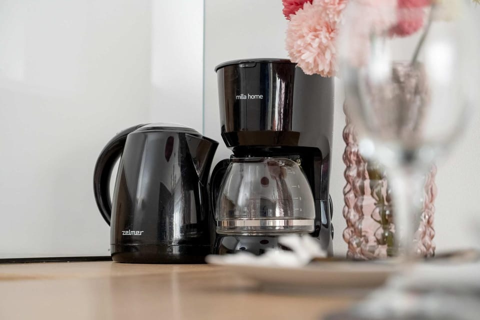 Coffee/tea facilities, Kitchen or kitchenette