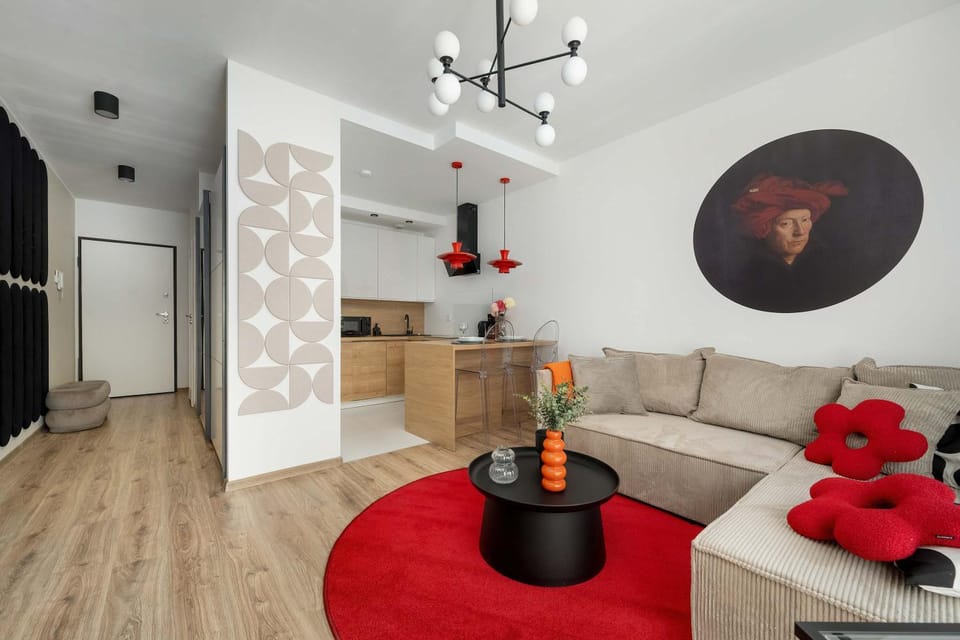 Kitchen or kitchenette, Seating area, Dining area, stove