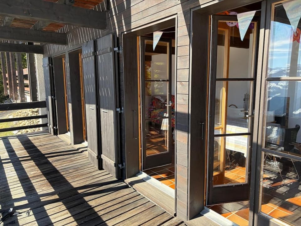 Beautiful chalet with exceptional views, very quiet Chalet in Ollon