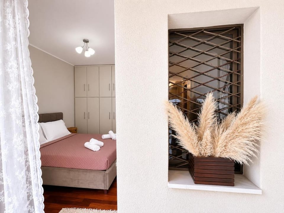 Stylish Stay for 3 - Haidari, Athens by ΜΡS Apartment in Decentralized Administration of Attica