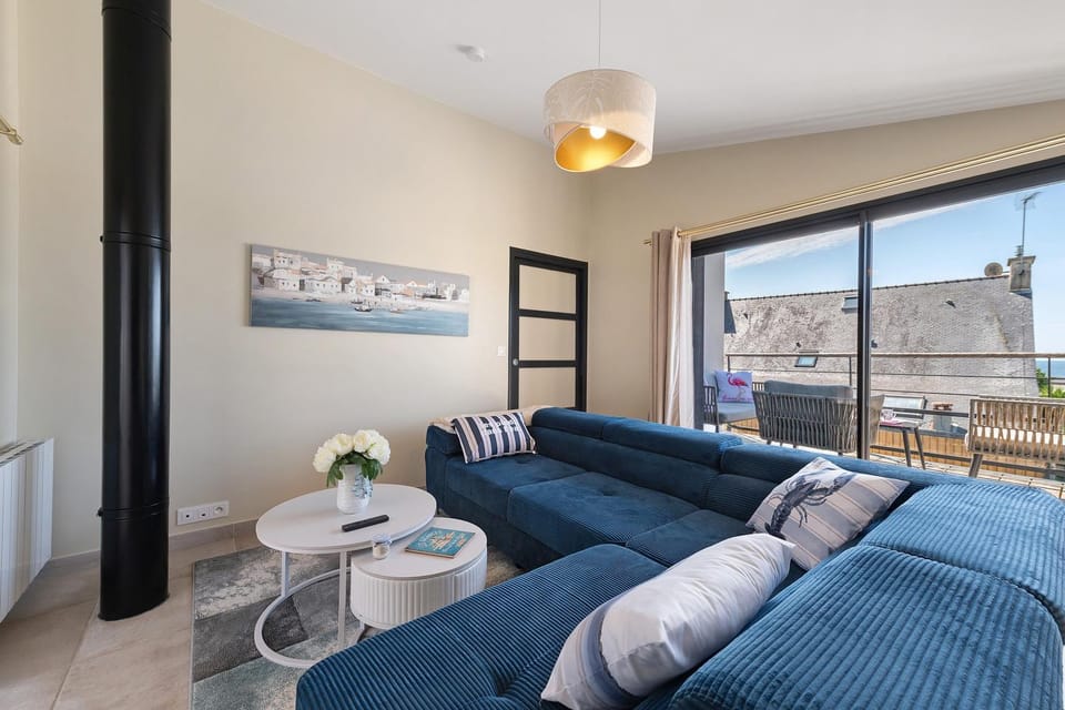 Property building, Living room