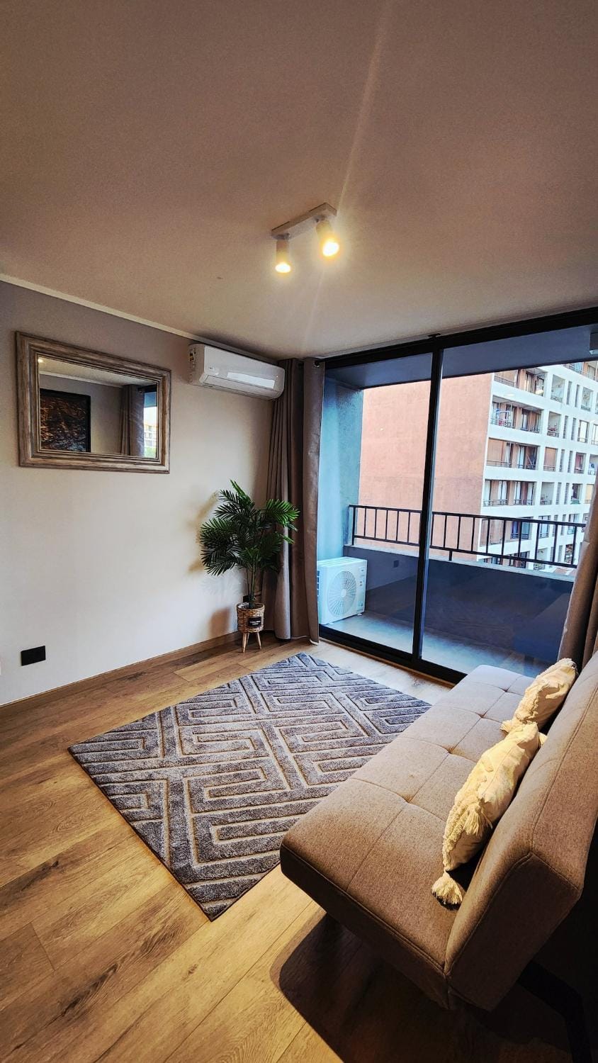 Living room, Photo of the whole room, air conditioner