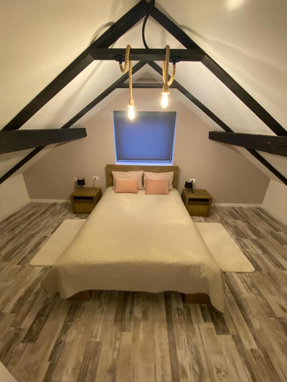 Casa Florea Frasin House in Romania