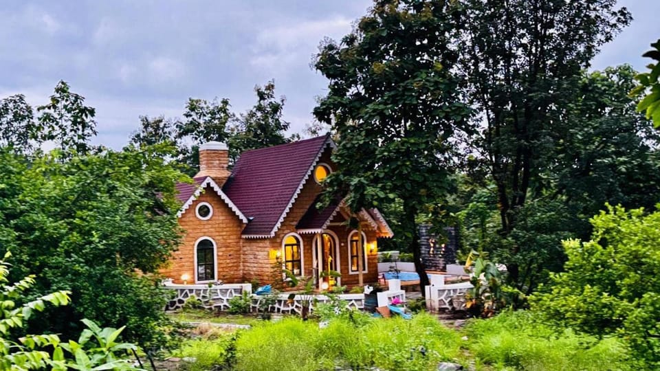 Property building, Garden view