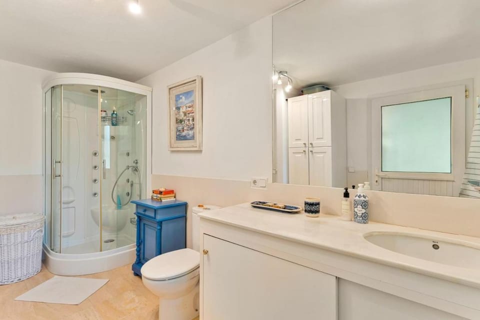 Elegant family Villa in La Quinta Golf Benahavis Villa in Marbella