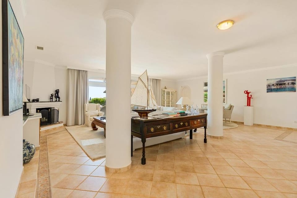 Elegant family Villa in La Quinta Golf Benahavis Villa in Marbella