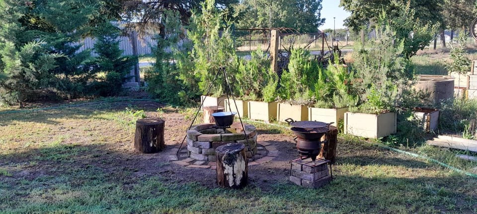 Off site, Garden, Evening entertainment
