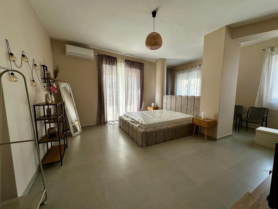Lady sunshine Apartment in Tirana
