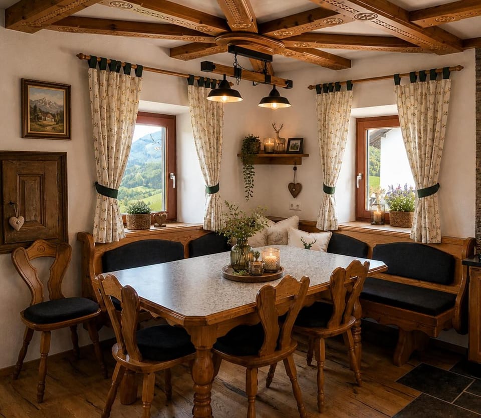 Seating area, Dining area