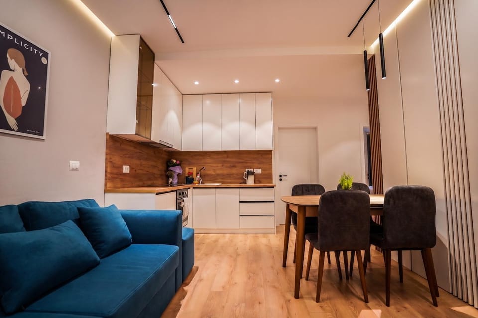 Kitchen or kitchenette, Living room, Seating area, Dining area, stove