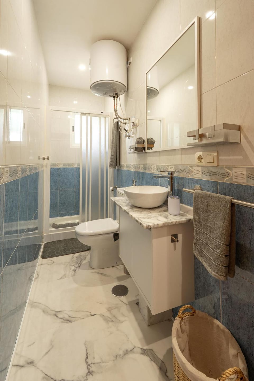 Shower, Toilet, Bathroom