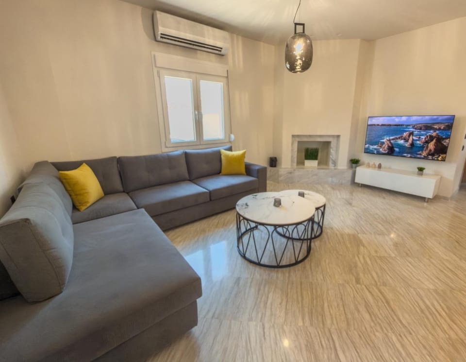 Property building, Living room