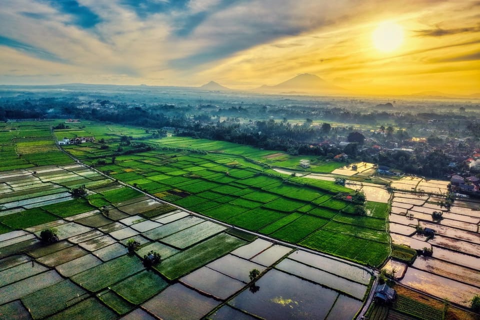 Nearby landmark, Natural landscape, Bird's eye view