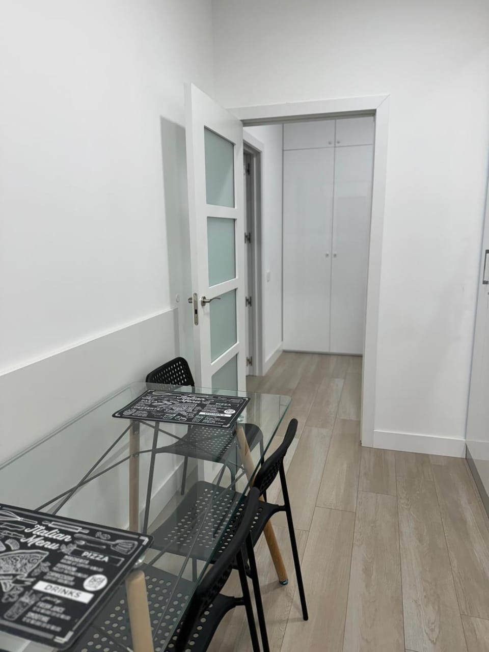Chique HOME in Exigent Plaza faza 5 Apartment in Bucharest