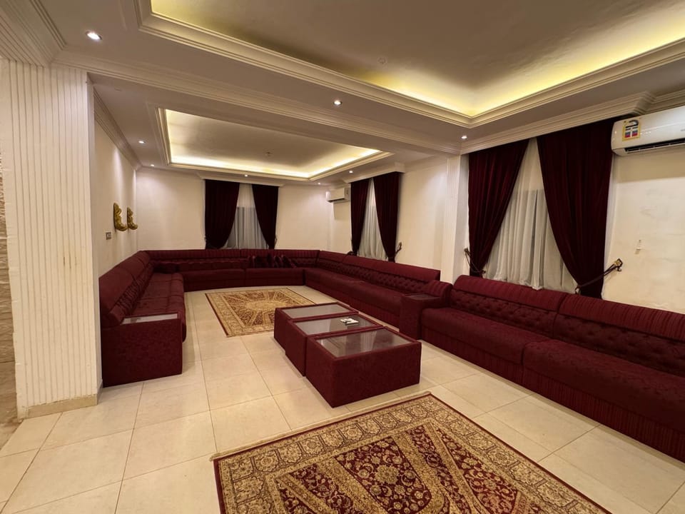 منزل في الوادي 5 غرف نوم Villa in Oman