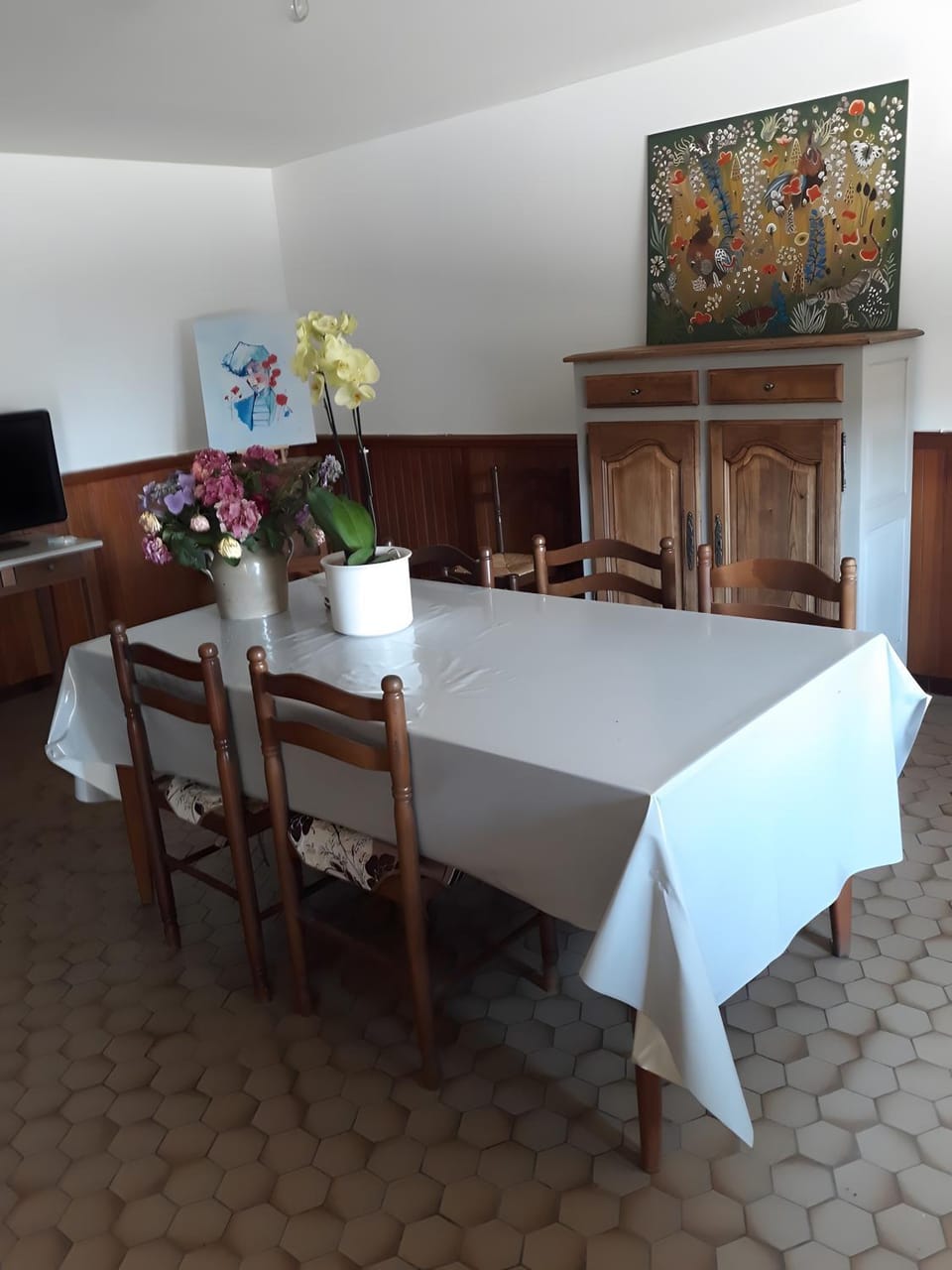 Property building, Living room