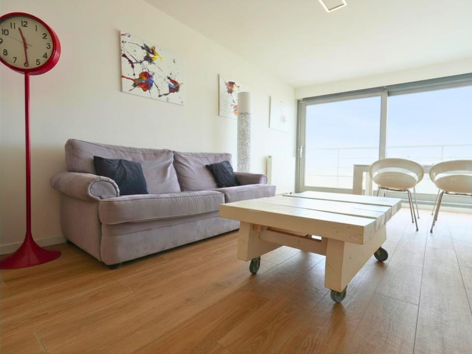 Living room, Sea view