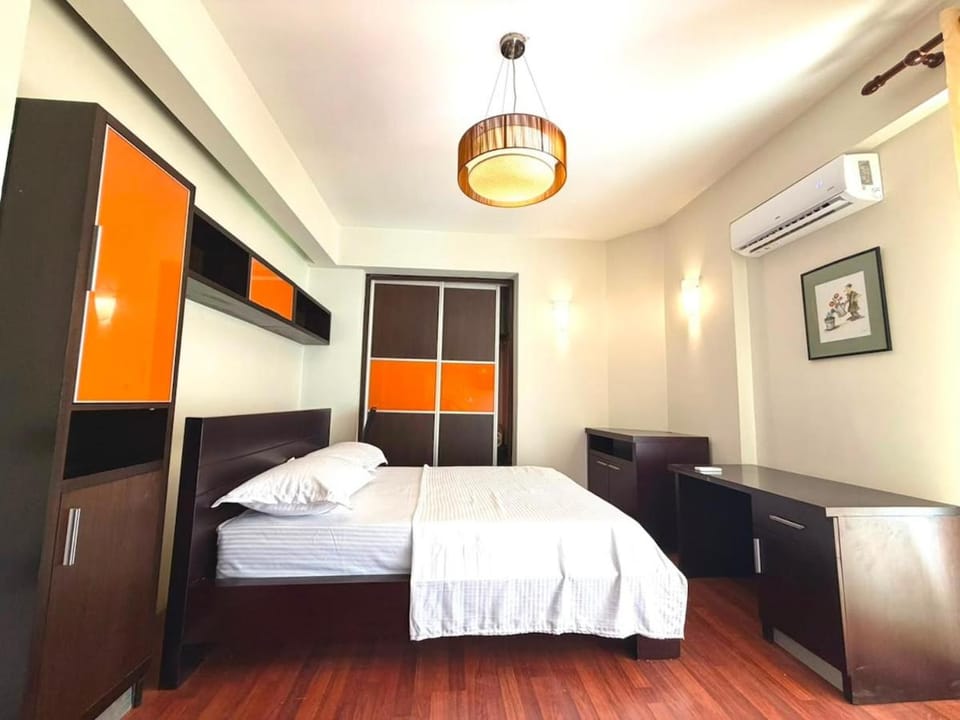 City Center Escape Penthouse Apartment in Vlorë