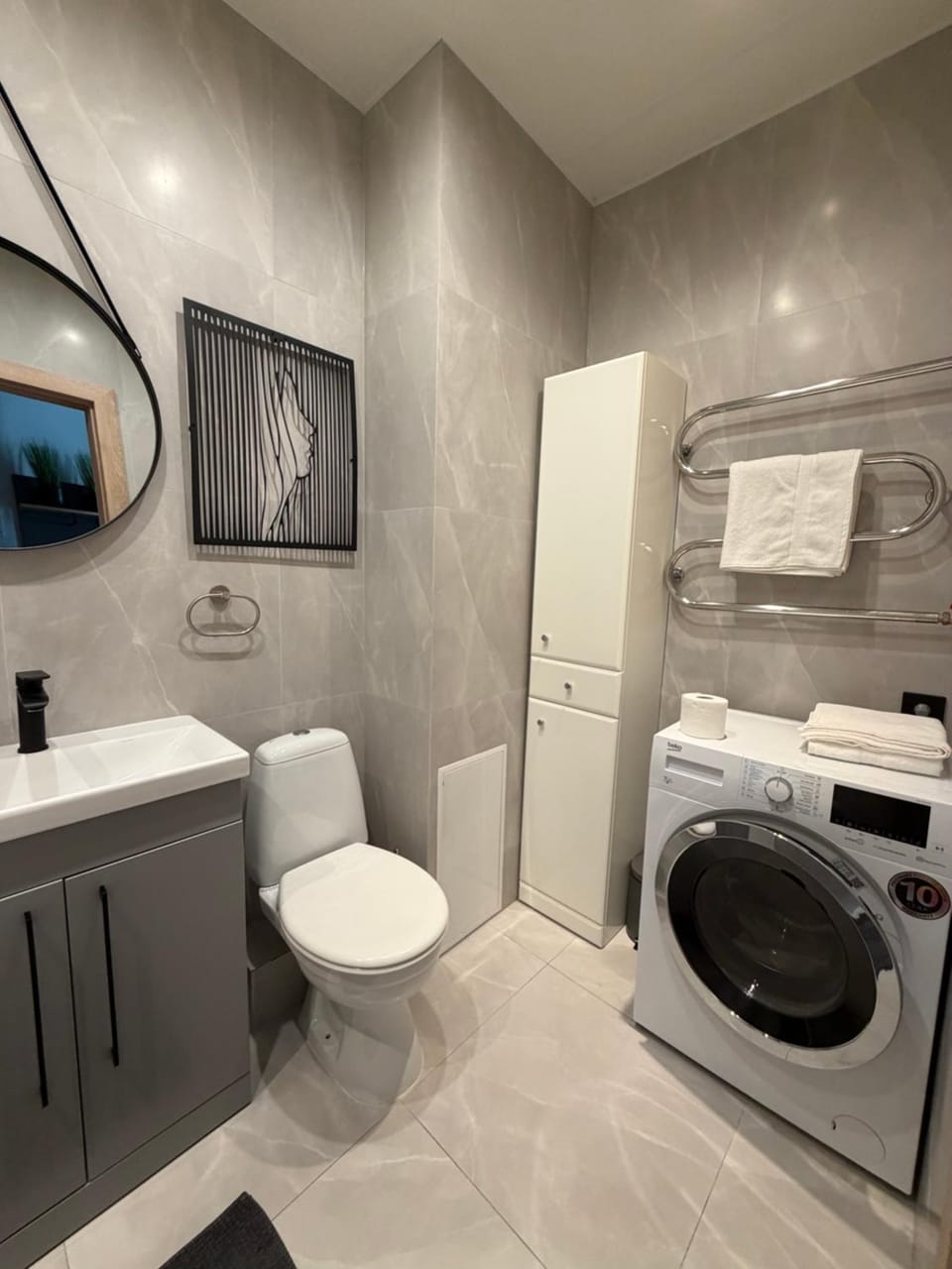Toilet, Bathroom, washing machine, dryer