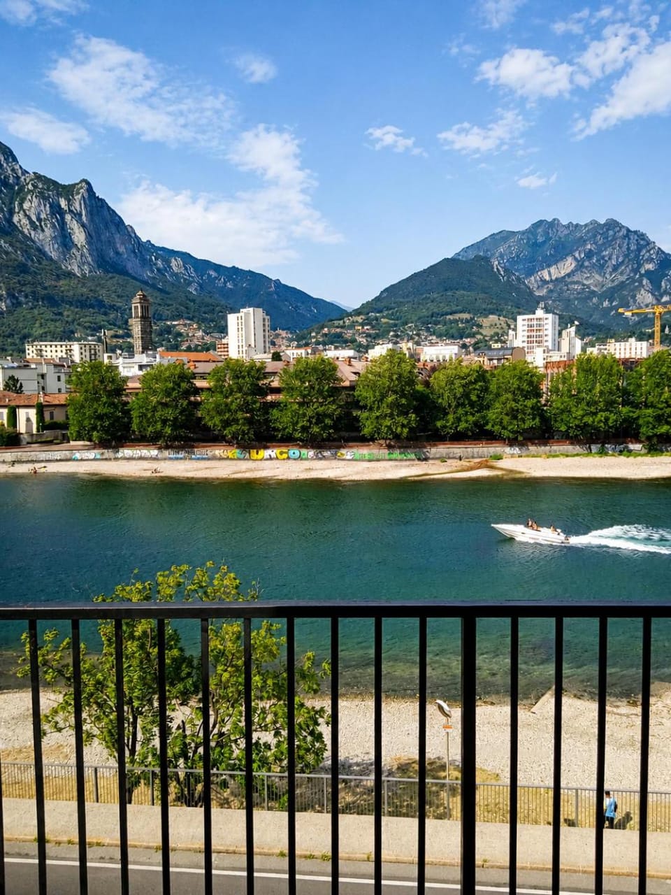 Beach, Lake view