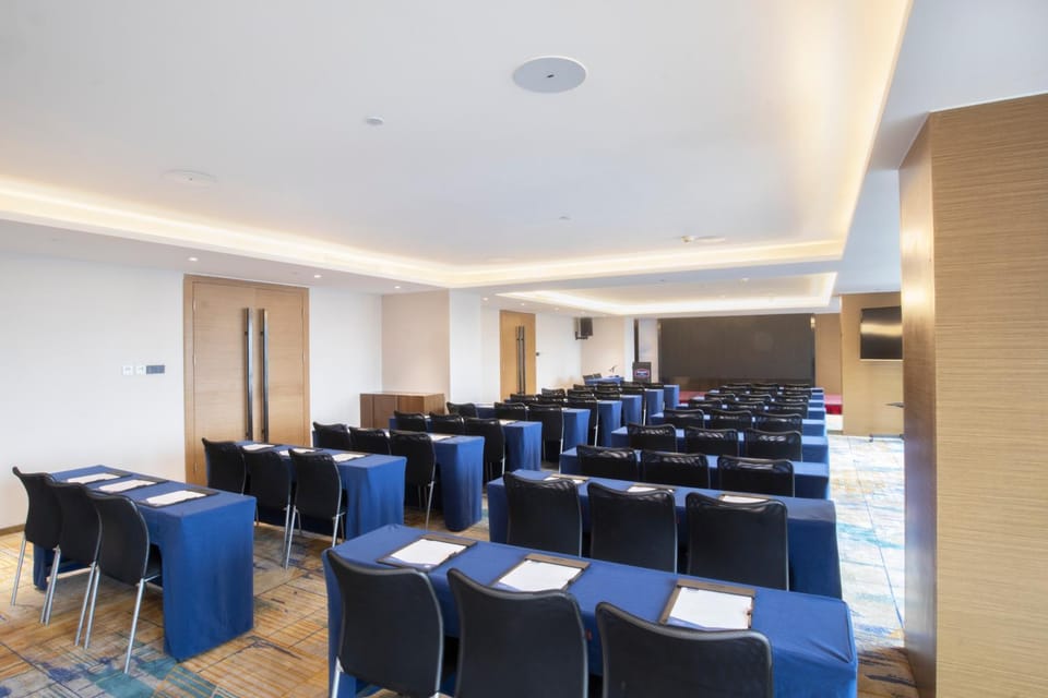 Meeting/conference room