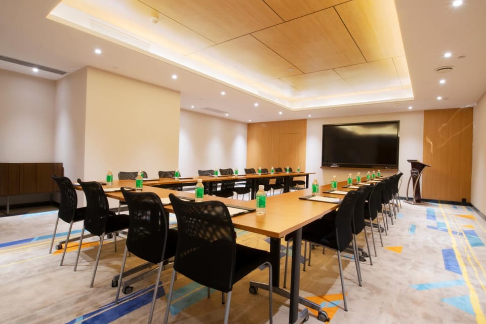 Meeting/conference room