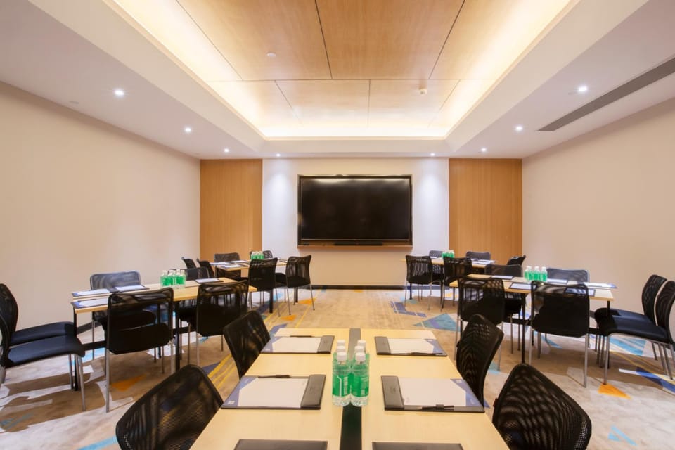 Meeting/conference room