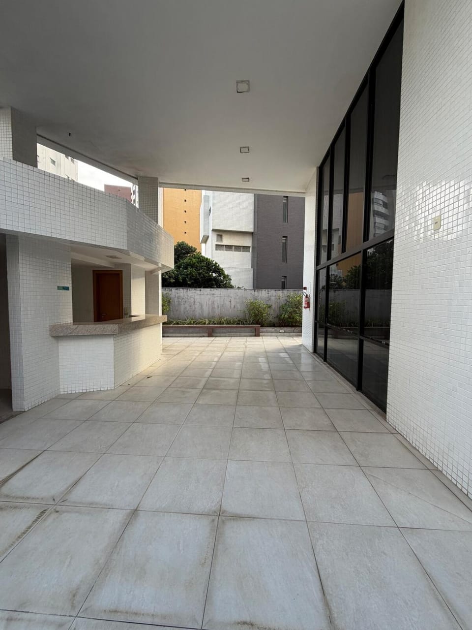 Ocean Breeze 5 Star Suite Apartment in Salvador