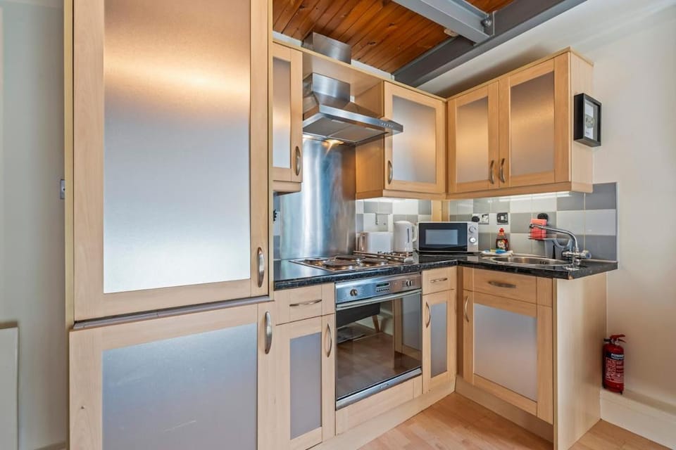 Nottingham - Split Level 1 Bed - Sleeps 3, City Center, Close to Nottingham Castle Apartment in Nottingham
