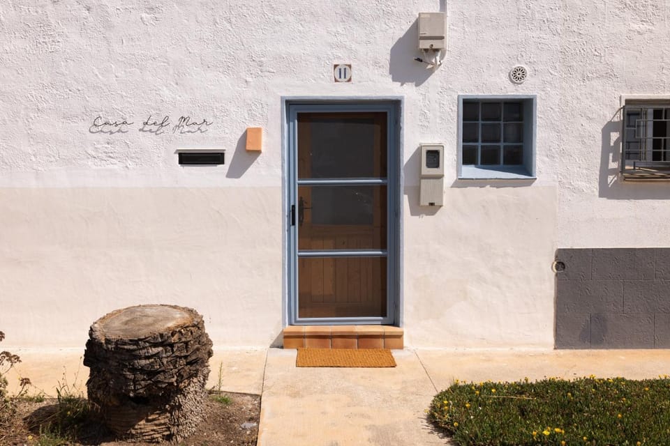 Property building, Facade/entrance, Off site